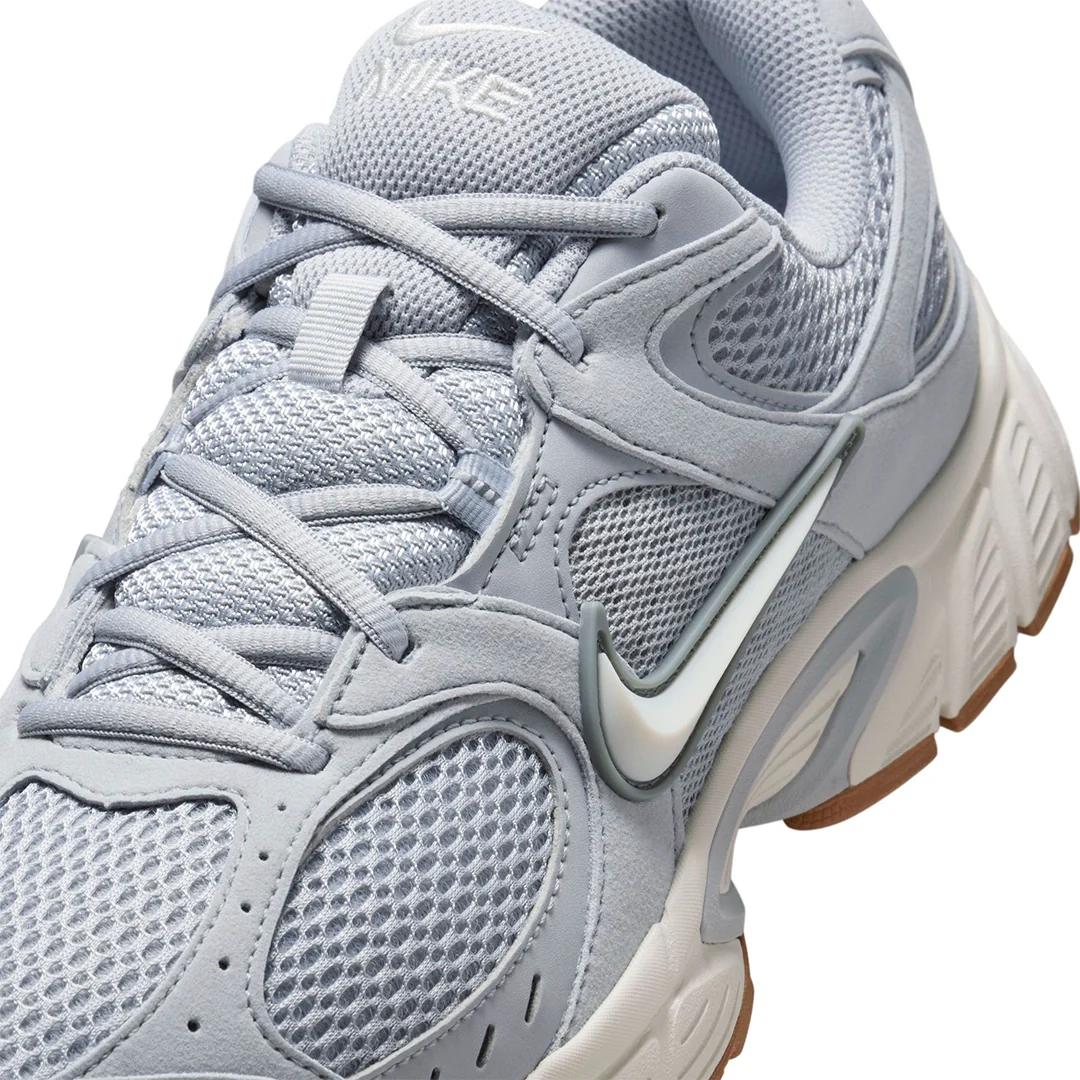 Nike Men V5 RNR Shoes | II6292-005 - Image 5