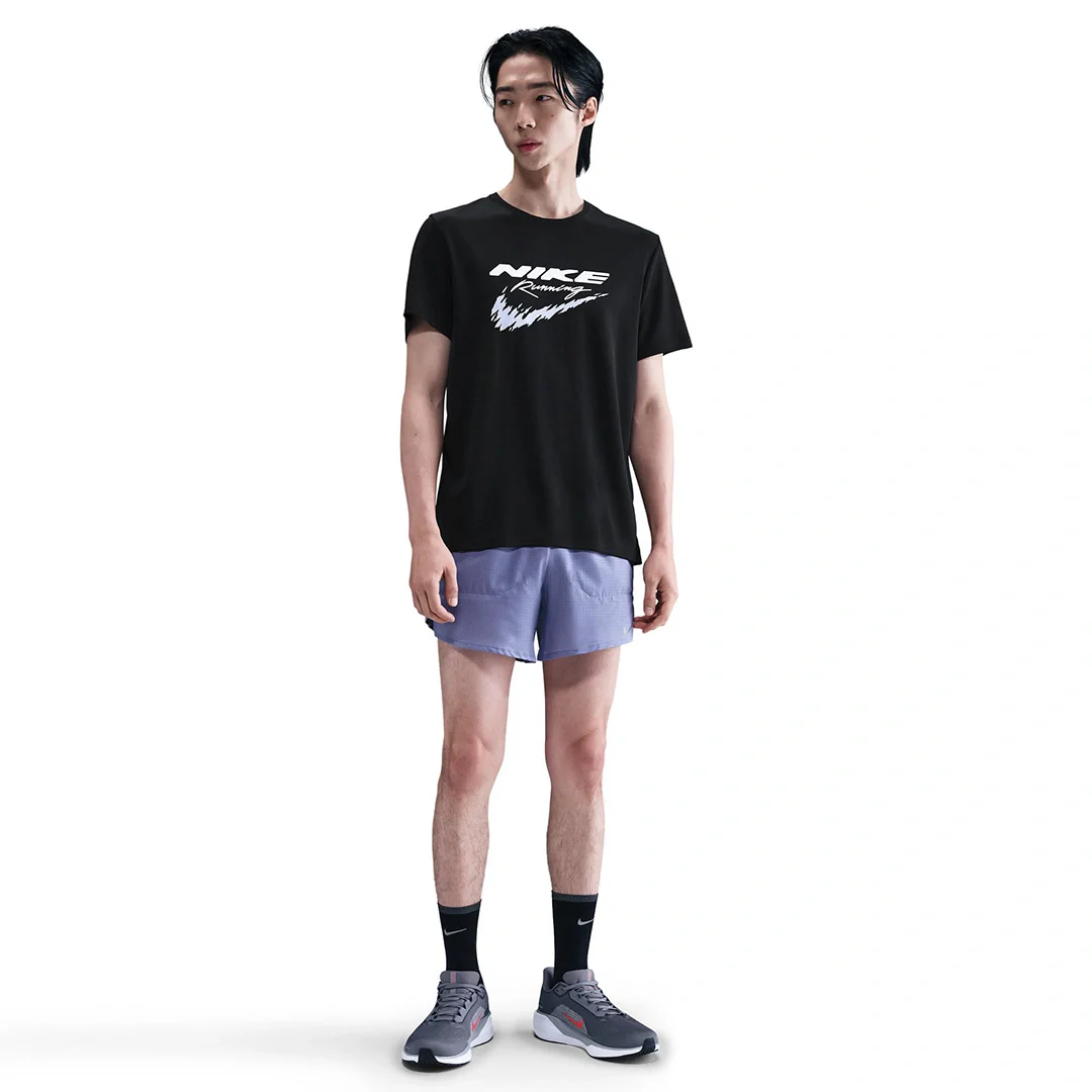 Nike Miler Men Dri-FIT UV Running Top | HV2136-010 - Image 3