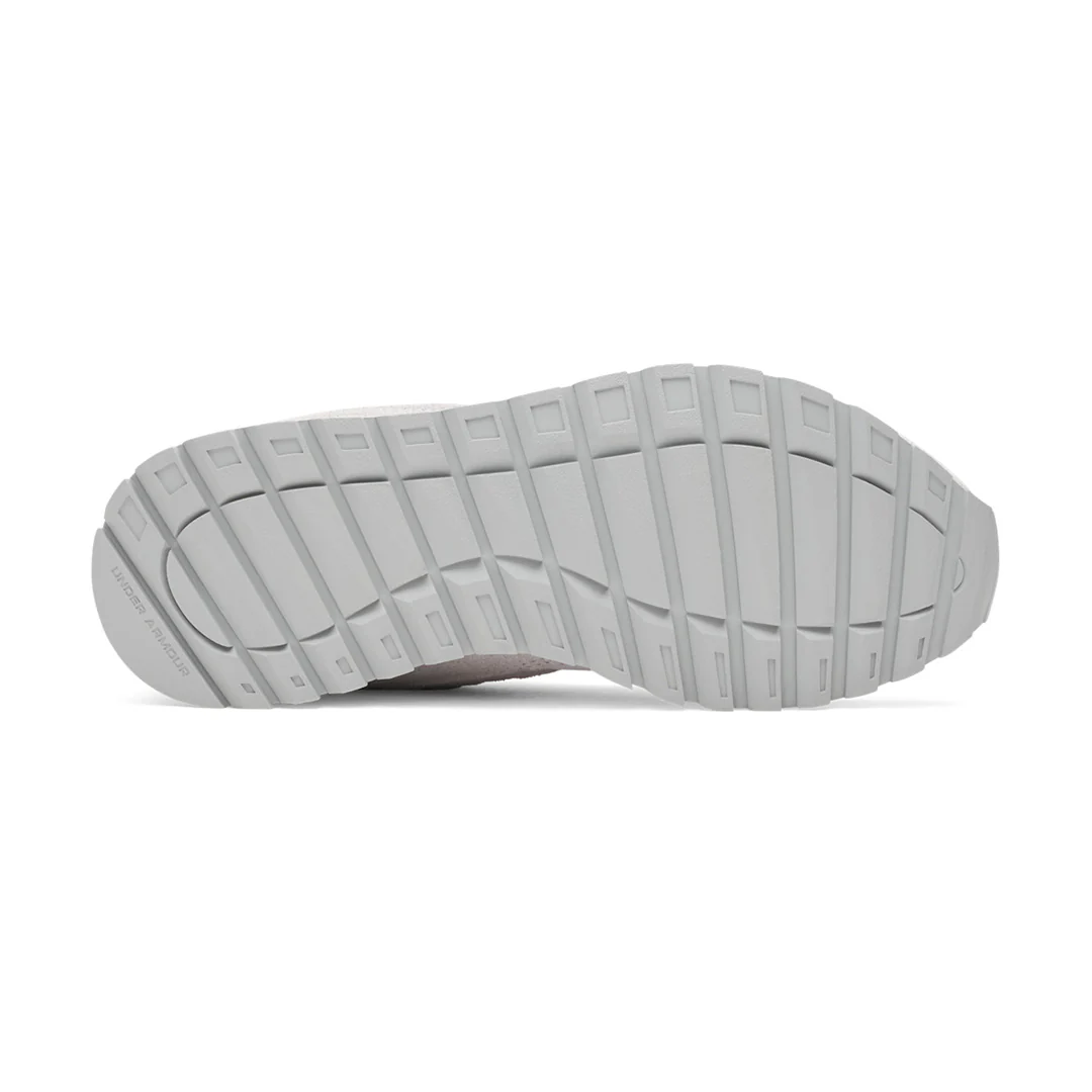 Under Armour Women Essential Runner | 3028409-107 - Image 4