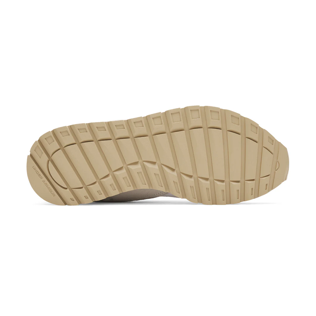 Under Armour Women Essential Runner | 3028409-108 - Image 4